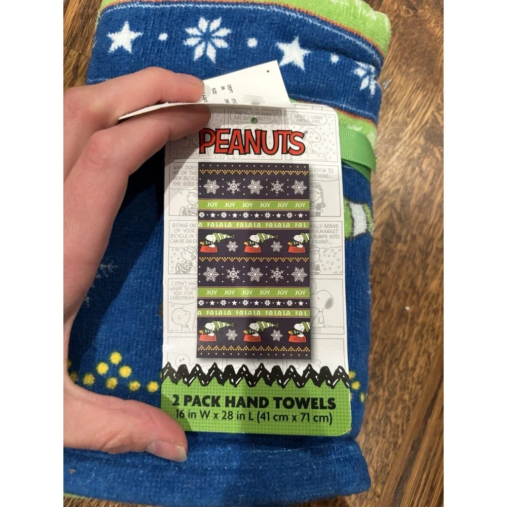 Peanuts Snoopy Woodstock Christmas‎ Hand Towels Set Of 2 NWT Blue Green